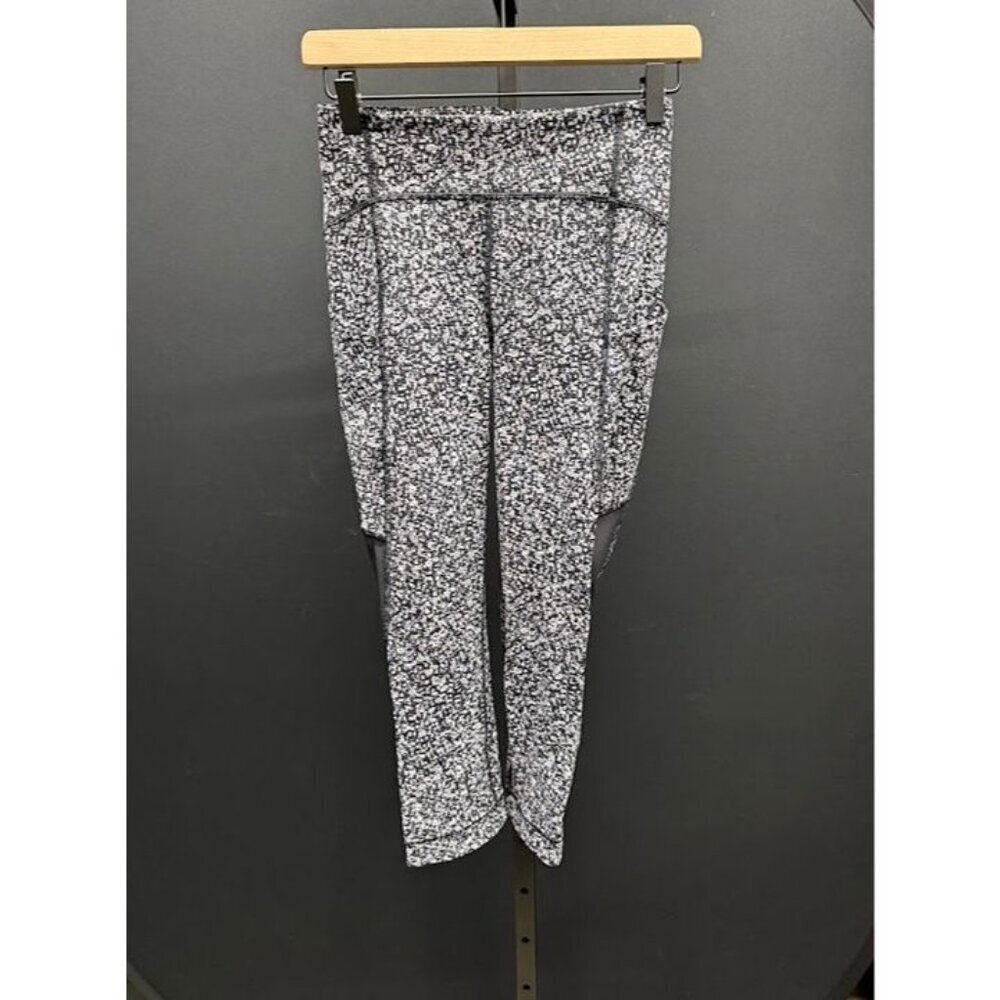 Lululemon Daisy Dust White Sole Training Crop Leggings